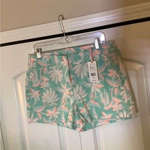 NEW WITH TAGS, Vineyard Vines shorts